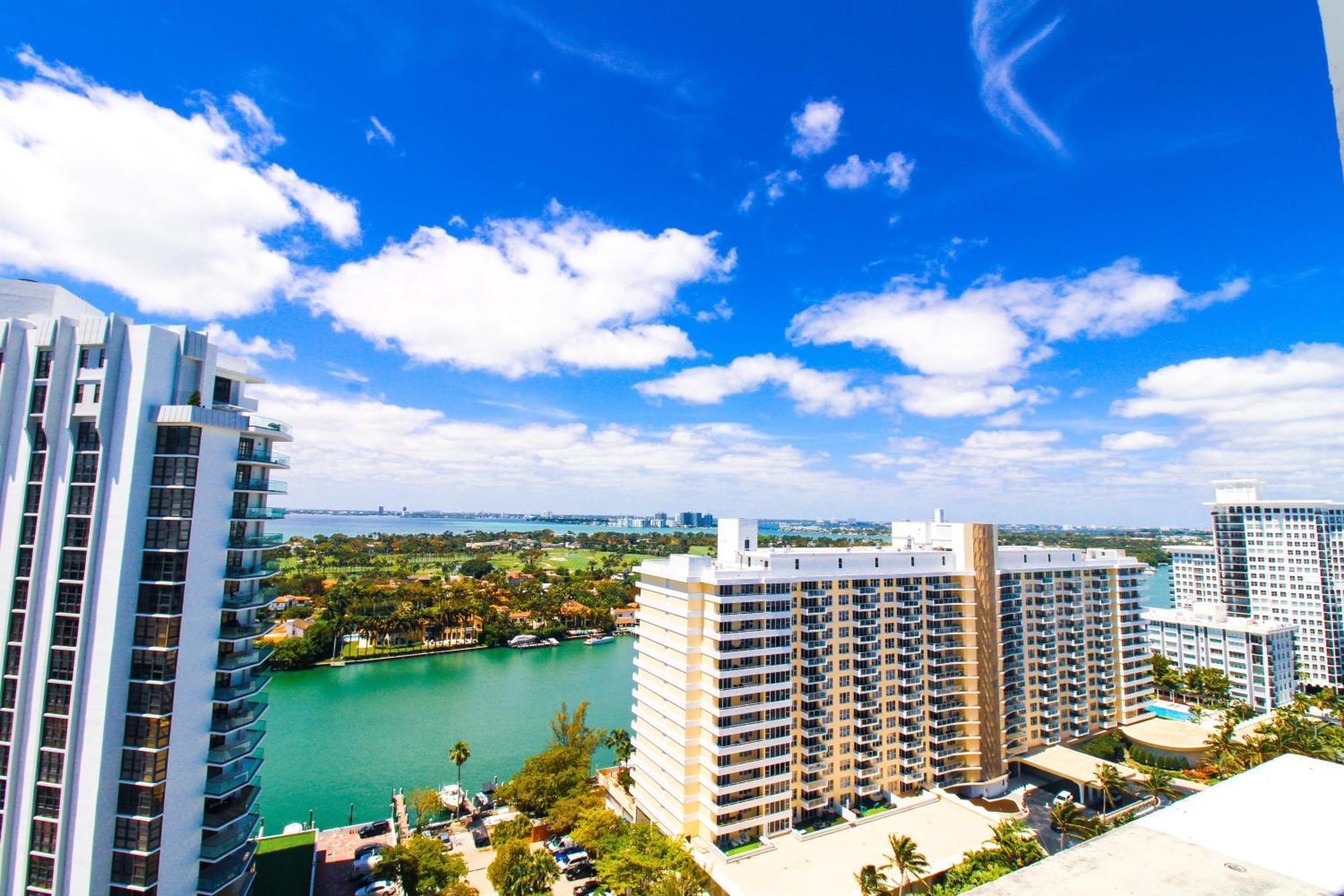 Castle PH15 Spacious Penthouse with Balcony, Beach Access, Pool, Tennis, Free Parking Villa Miami Beach Exterior photo